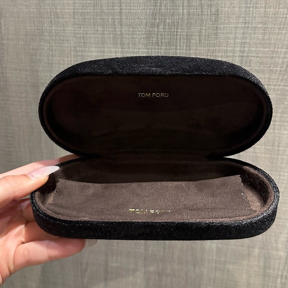 Tom Ford Sunglasses - Picture 10 of 10